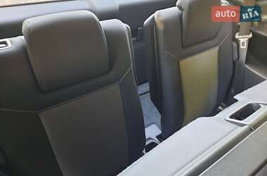 Мінівен Opel Zafira 2010 в 