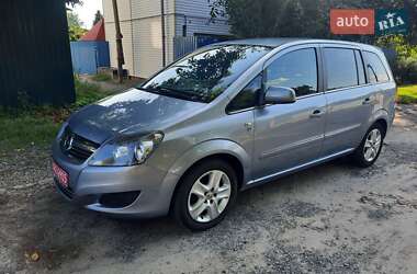 Мінівен Opel Zafira 2010 в 