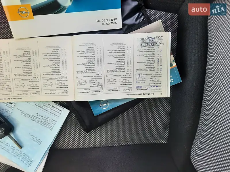 Минивэн Opel Zafira 2010 в Полтаве документ
