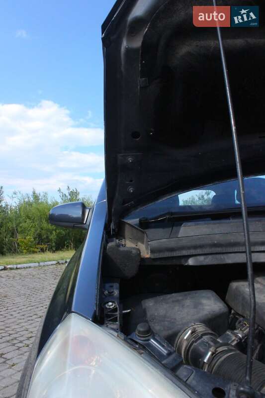 Минивэн Opel Zafira 2008 в Надворной
