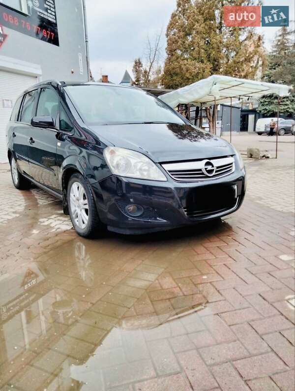 Мінівен Opel Zafira 2008 в Самборі