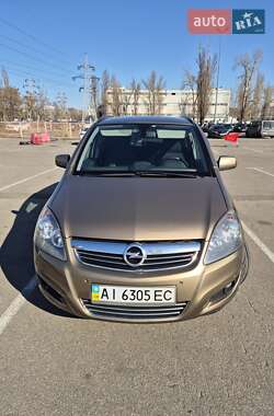 Мінівен Opel Zafira 2013 в Києві