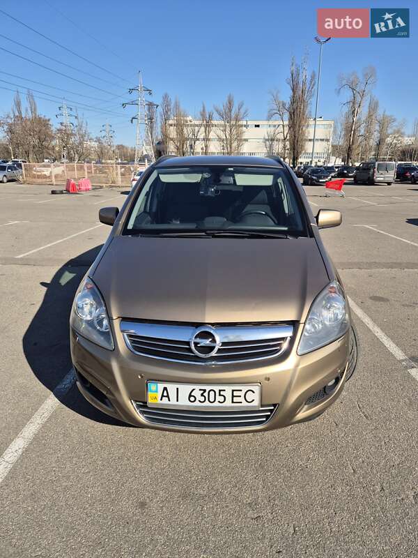Opel Zafira 2013