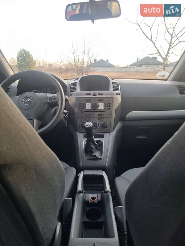 Минивэн Opel Zafira 2007 в Ковеле