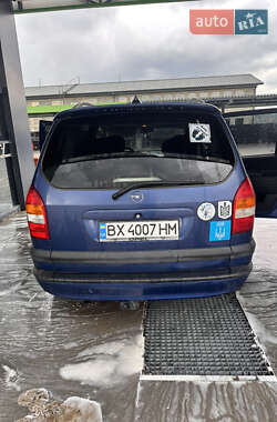 Мінівен Opel Zafira 2001 в Кам'янець-Подільському