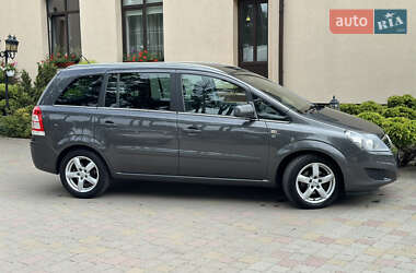 Мінівен Opel Zafira 2010 в 