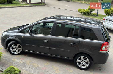 Мінівен Opel Zafira 2010 в 