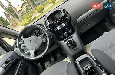 Мінівен Opel Zafira 2010 в 