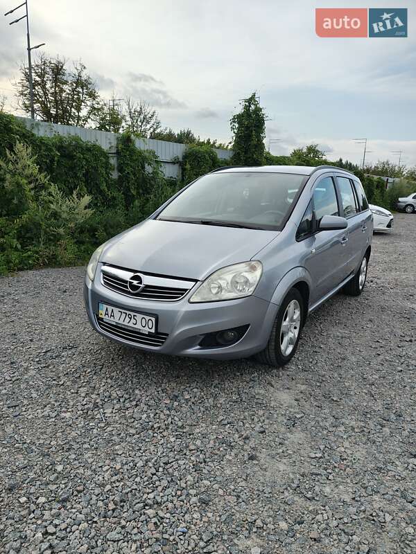 Opel Zafira 2008