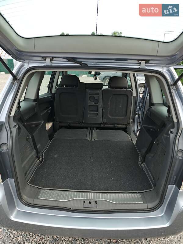 Мінівен Opel Zafira 2008 в Києві