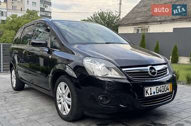 Мінівен Opel Zafira 2010 в Умані