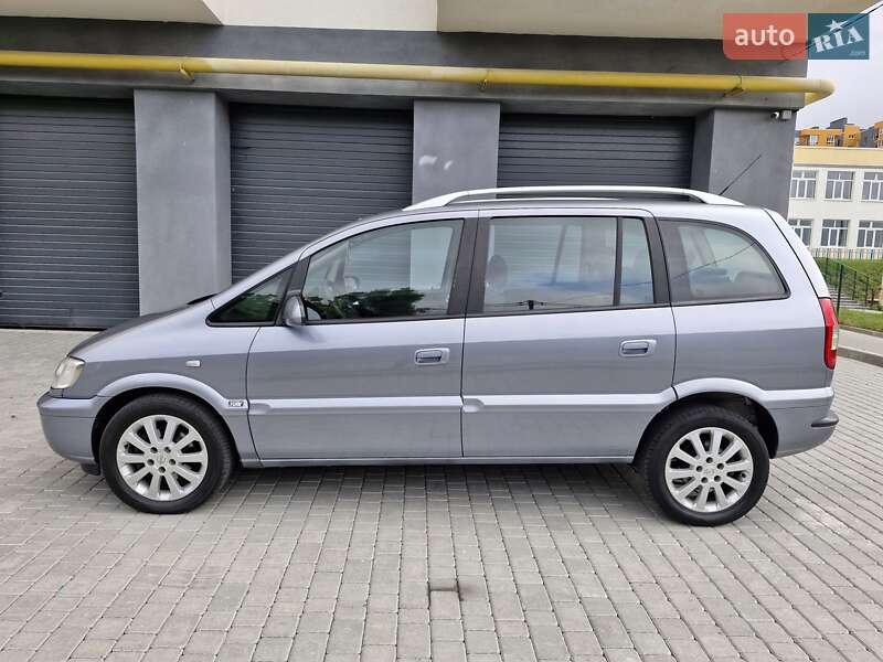 Минивэн Opel Zafira 2005 в Виннице