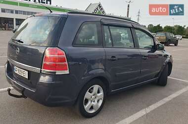Минивэн Opel Zafira 2007 в Киеве