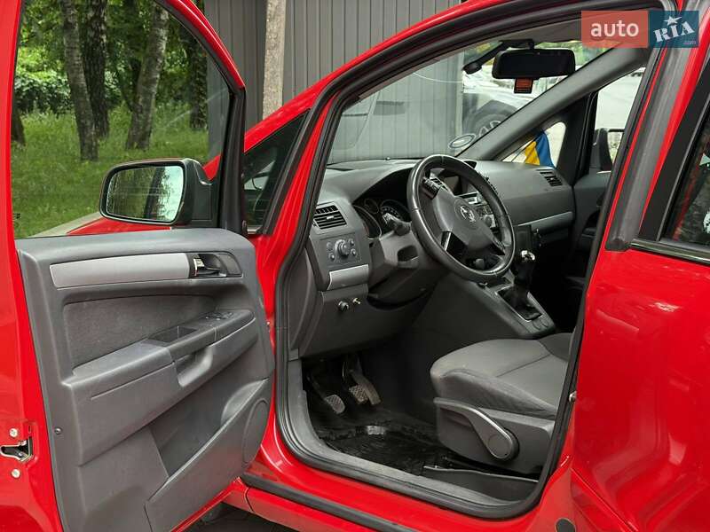 Минивэн Opel Zafira 2010 в Тернополе фото 15 Минивэн Opel Zafira 2010 в Тернополе