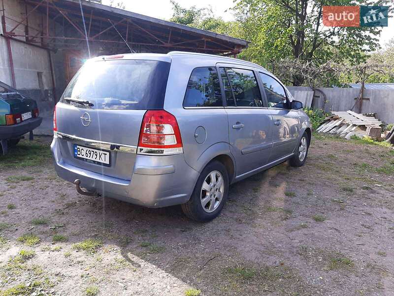 Мінівен Opel Zafira 2008 в Львові