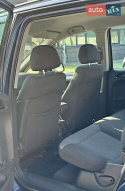 Минивэн Opel Zafira 2012 в 