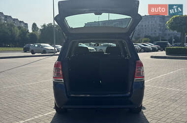 Минивэн Opel Zafira 2012 в 