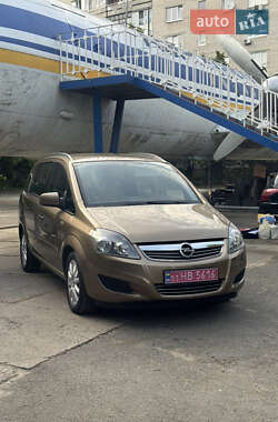 Мінівен Opel Zafira 2012 в Луцьку