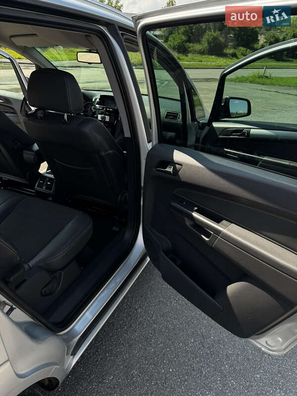 Минивэн Opel Zafira 2009 в Львове