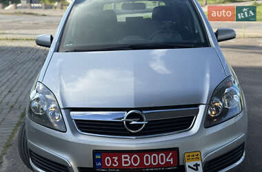 Минивэн Opel Zafira 2006 в 
