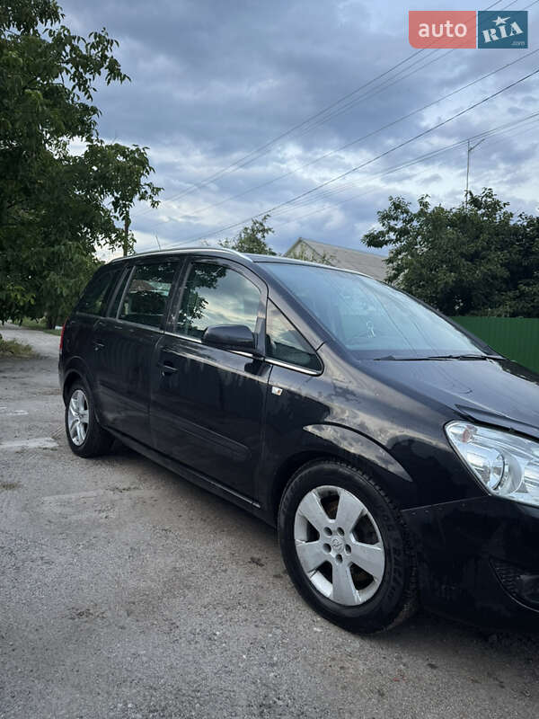 Мінівен Opel Zafira 2008 в Дніпрі