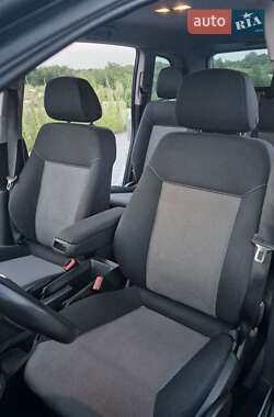 Минивэн Opel Zafira 2011 в 