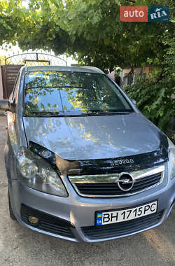 Минивэн Opel Zafira 2006 в Одессе