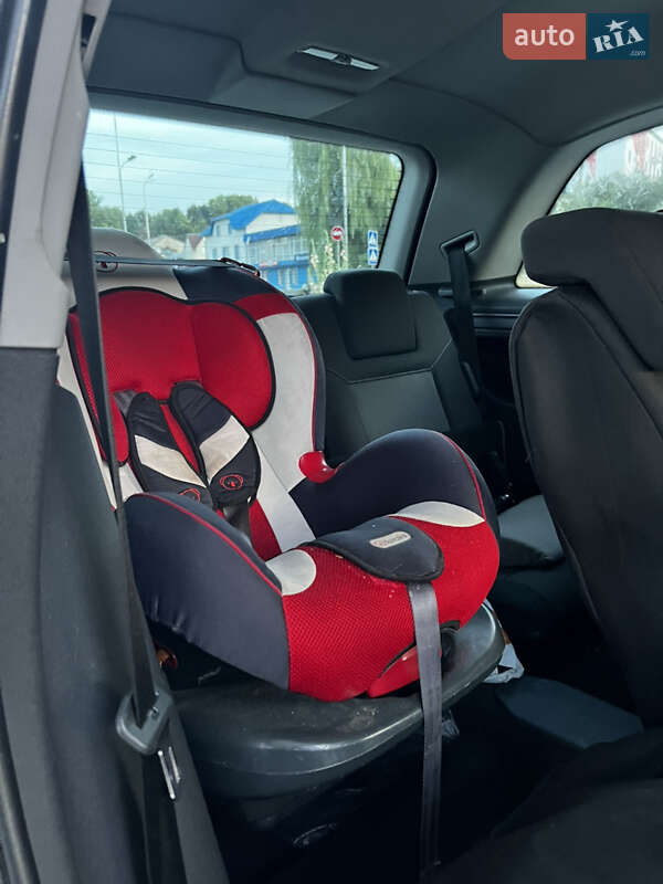 Минивэн Opel Zafira 2006 в Кременце