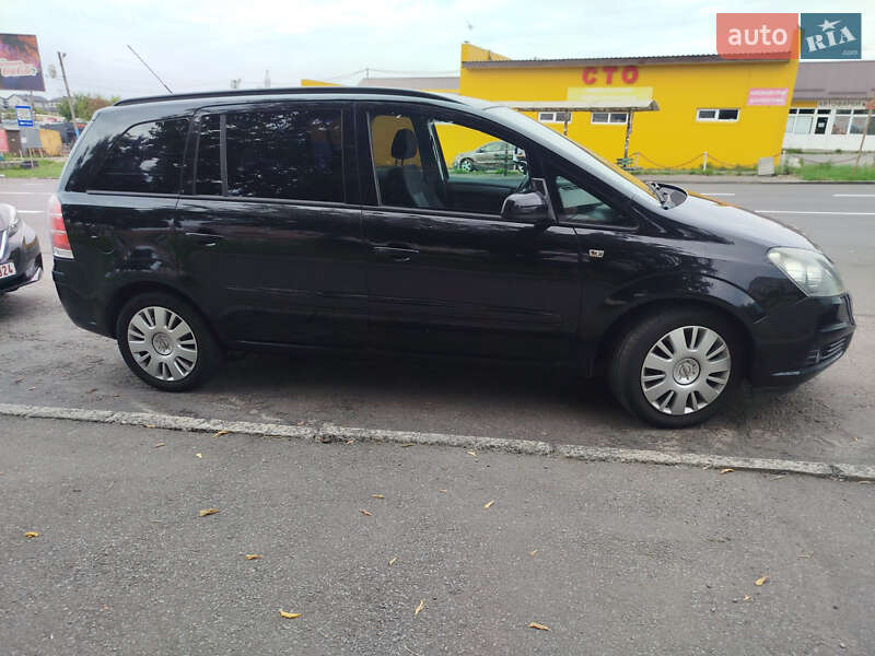 Мінівен Opel Zafira 2007 в Рівному
