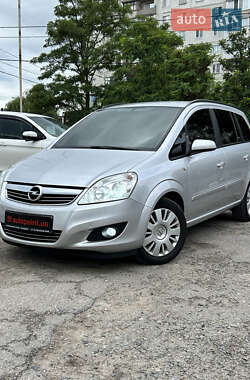 Минивэн Opel Zafira 2008 в Сумах