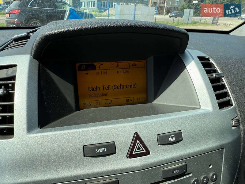 Мінівен Opel Zafira 2008 в Коломиї