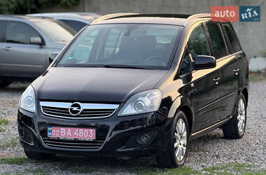 Минивэн Opel Zafira 2010 в Виннице