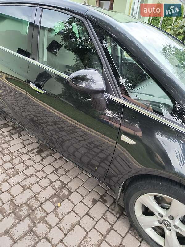 Мінівен Opel Zafira 2012 в Львові фото 12 Мінівен Opel Zafira 2012 в Львові