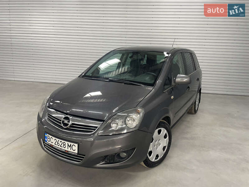 Opel Zafira 2011