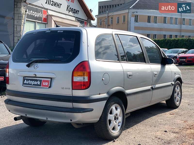 Минивэн Opel Zafira 2004 в Виннице