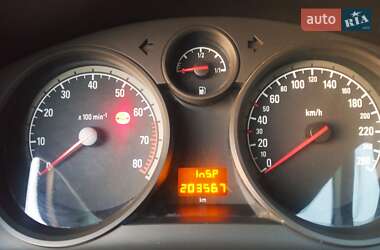 Минивэн Opel Zafira 2010 в 
