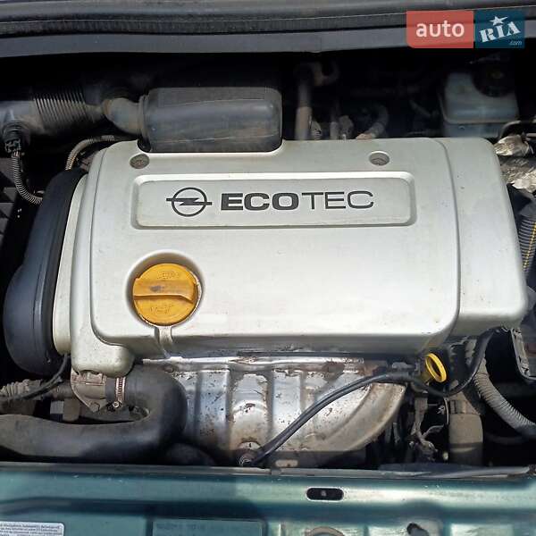 Минивэн Opel Zafira 2000 в Кропивницком