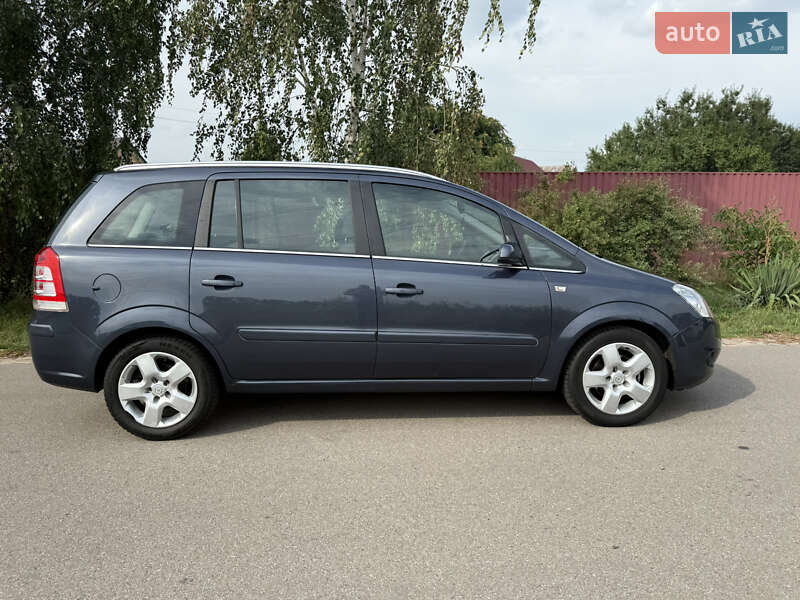 Мінівен Opel Zafira 2008 в Борисполі