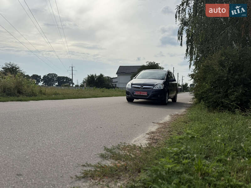 Мінівен Opel Zafira 2008 в Борисполі