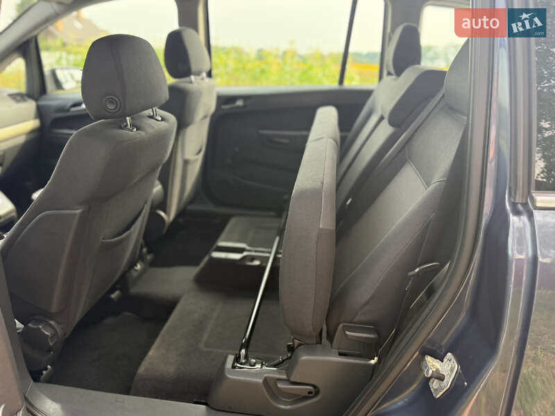 Мінівен Opel Zafira 2008 в Борисполі