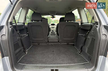 Минивэн Opel Zafira 2008 в 