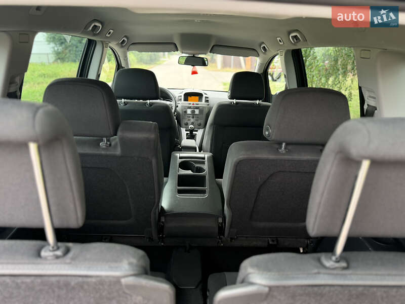 Минивэн Opel Zafira 2008 в Борисполе