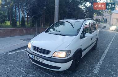 Мінівен Opel Zafira 2000 в Чернівцях