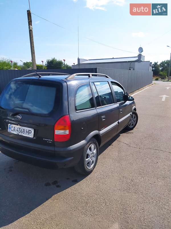 Opel Zafira 2000