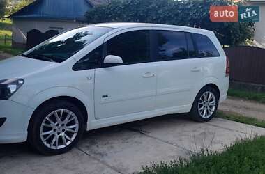 Мінівен Opel Zafira 2009 в Хусті
