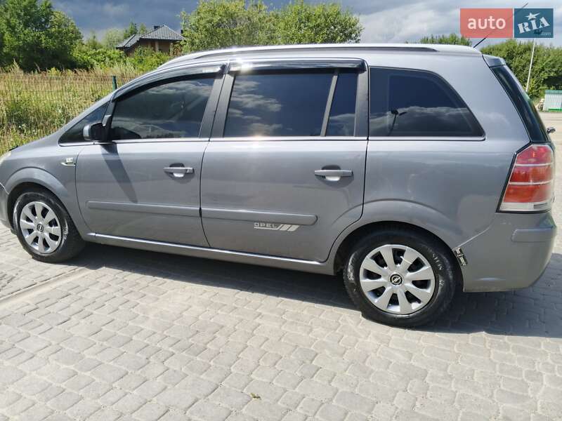 Минивэн Opel Zafira 2006 в Дрогобыче фото 5 Минивэн Opel Zafira 2006 в Дрогобыче