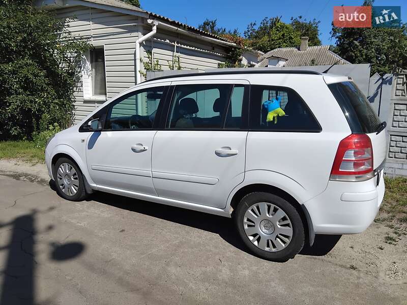 Мінівен Opel Zafira 2009 в Чернігові фото 2 Мінівен Opel Zafira 2009 в Чернігові