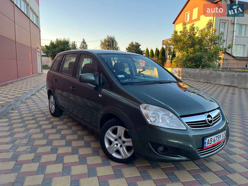 Opel Zafira 2010 Opel Zafira 2010