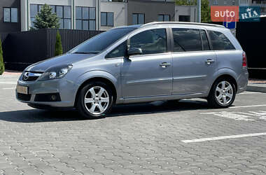 Минивэн Opel Zafira 2007 в Луцке
