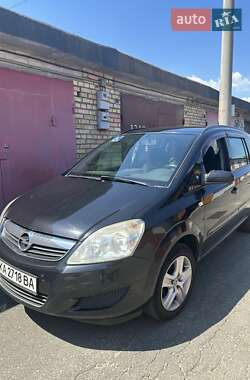 Минивэн Opel Zafira 2009 в Киеве